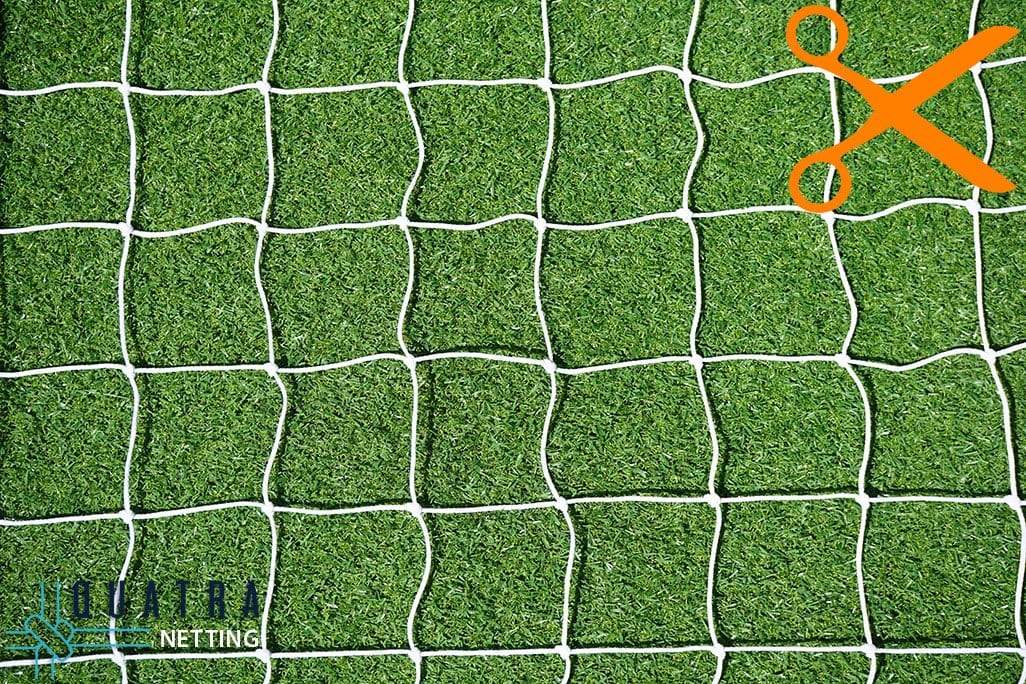 Economy Cargo / Barrier Netting bythemetre 10m Wide 100mm SQ / 3mm